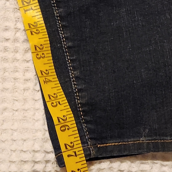 Levi's Pull On Skinny Jeans 30W - Picture 5 of 12